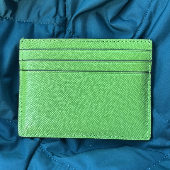 🟩Kate Spade ♠️ green card case🟩 - Picture 3 of 3